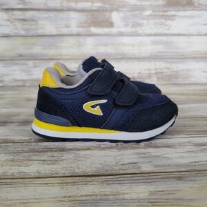 Fuse53 Baby/Toddler Boys Blue Comfy Walking Sneakers Size 5 Hook & Loop Straps